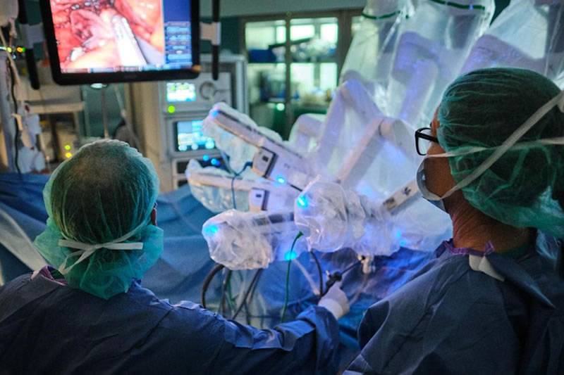 Surgery waiting time in the Canary Islands drops below national average for first time