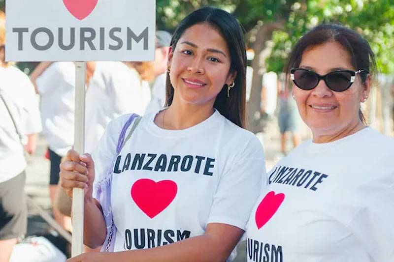 Lanzarote Loves Tourism sends important message to tourists ahead of more demonstrations