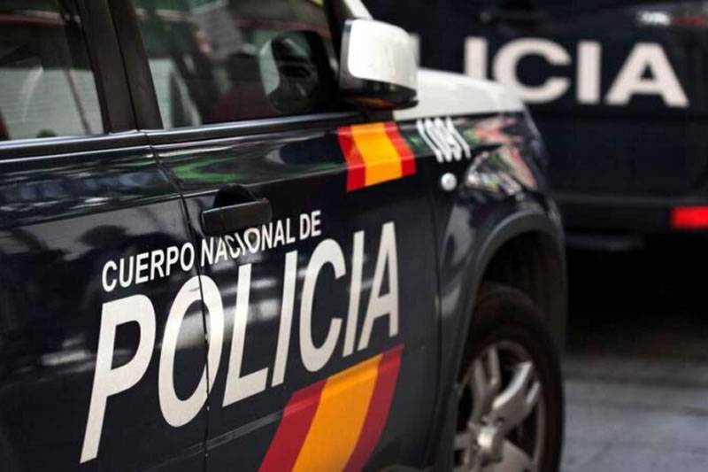 Three police officers arrested in Tenerife over drug trafficking and corruption allegations