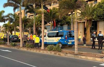 Several Injured Including Three Children After Two-Car Collision Near Hotel