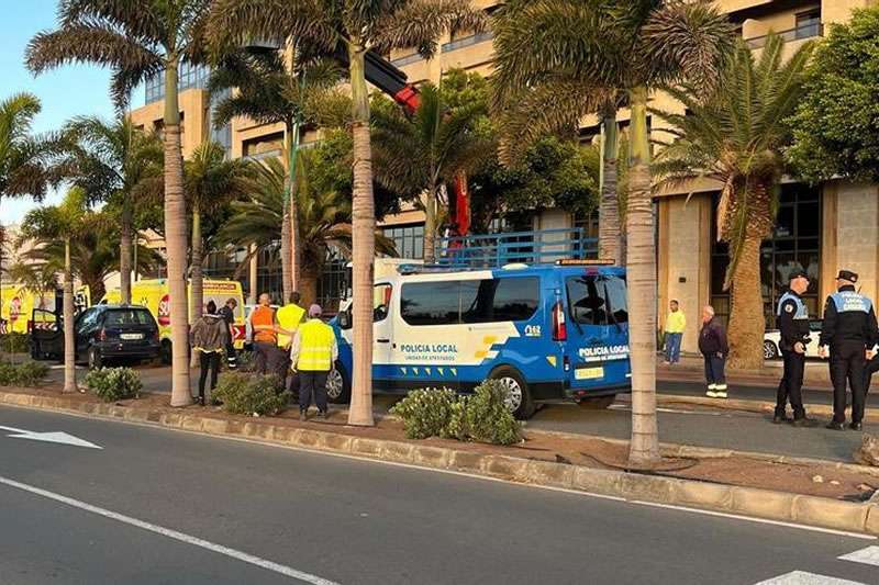 Several Injured Including Three Children After Two-Car Collision Near Hotel