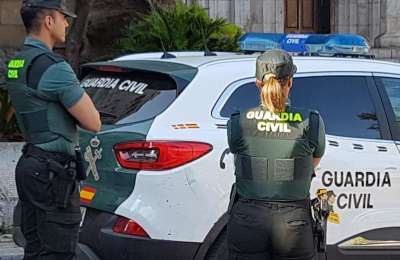 Two arrested for over 35 robberies from holidaymakers in Lanzarote and Fuerteventura