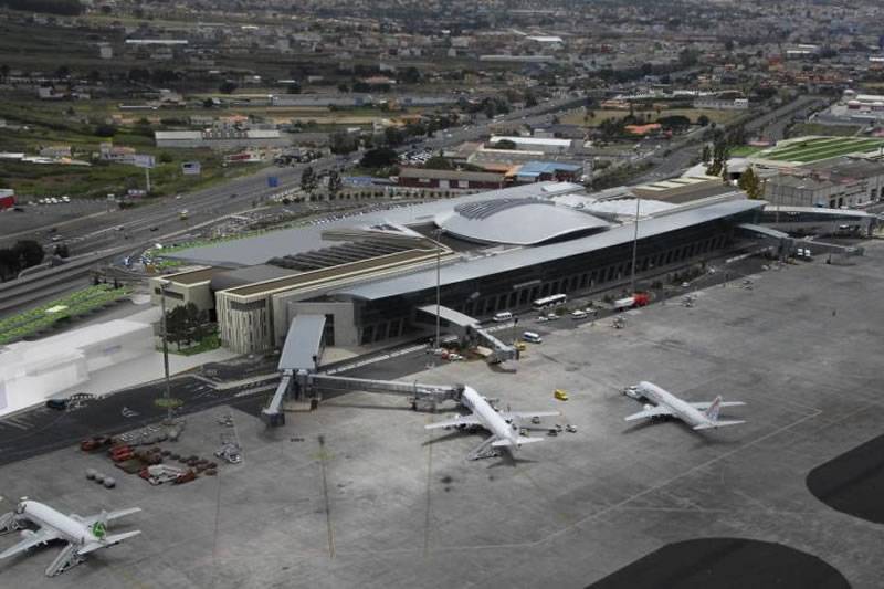 Extension of Tenerife Airport operating hours sparks outcry from local residents