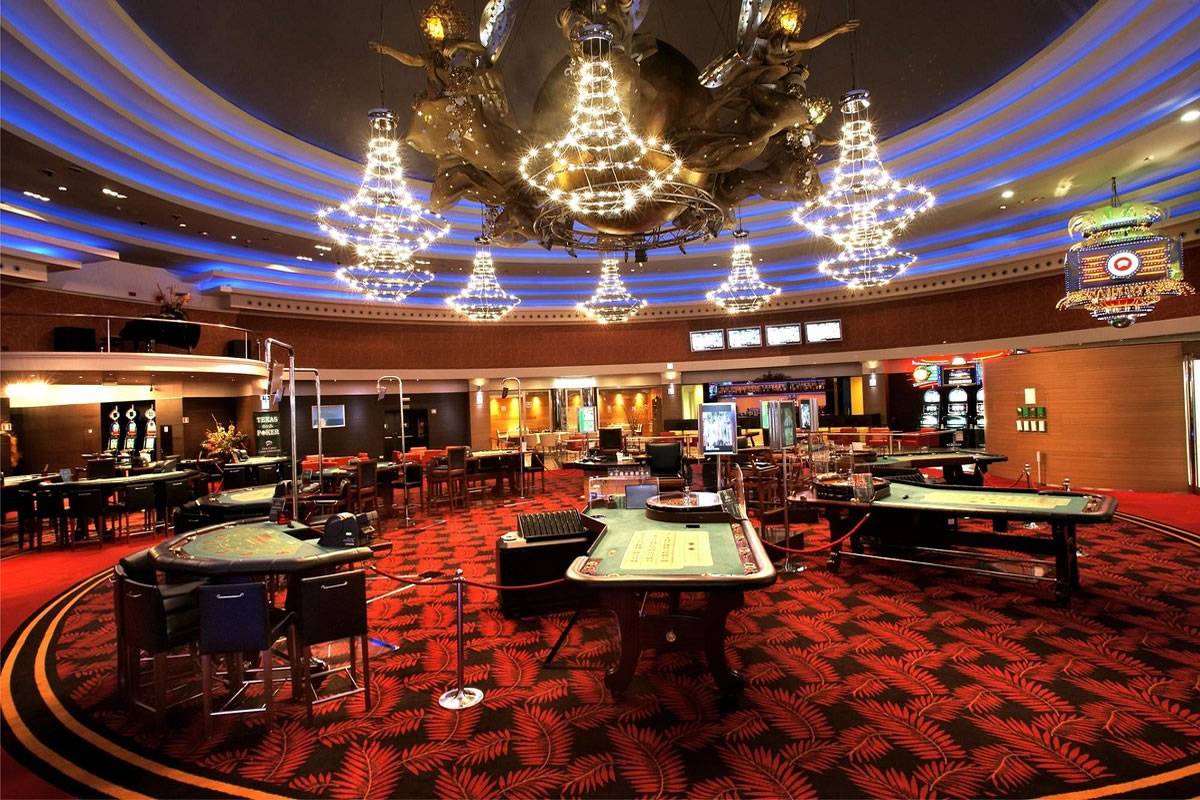 Canary Islands Casino Guide - Best Locations, and Visitor Tips