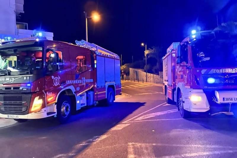 Woman injured in fire at aparthotel in Los Cristianos in the south of Tenerife 