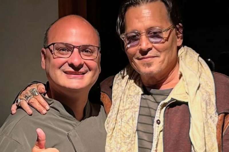 Johnny Depp surprises guests and staff at a restaurant in Tenerife