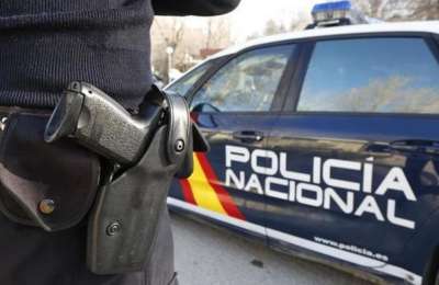 Fugitive wanted for domestic violence and extortion arrested in the Canary Islands