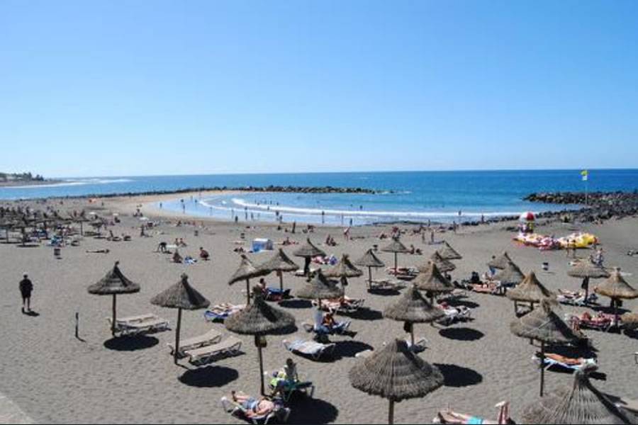 Adeje Council reopen beaches in Las America and confirm that water is safe for swimming