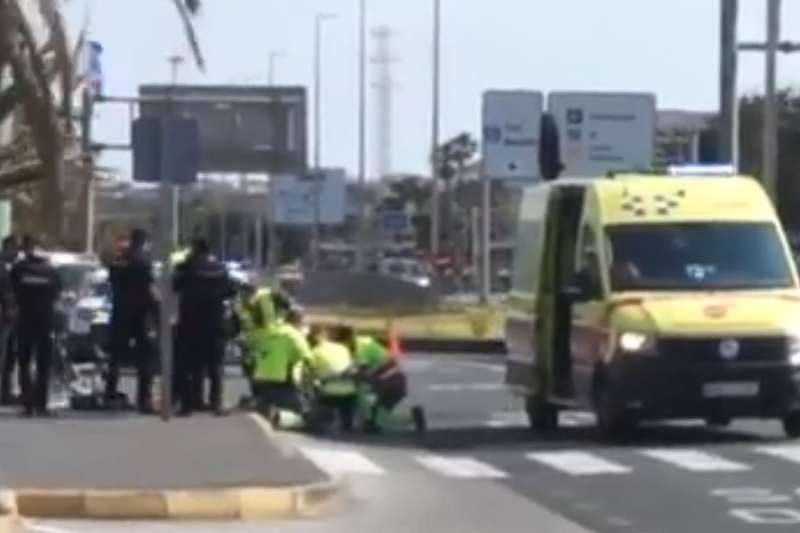 Investigators review CCTV footage as man shot five times by police at Gran Canaria Airport