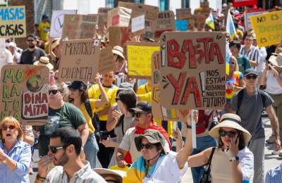 30,000 protest against mass tourism and new hotel projects in the Canary Islands