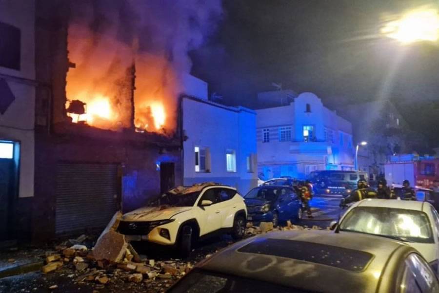VIDEO: One Dead After Explosion at Home in Tenerife