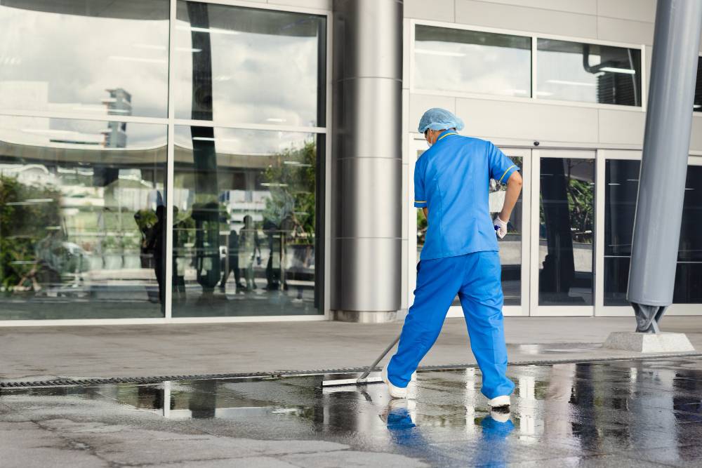 The Benefits of Hiring Certified Insurance Cleaning Professionals