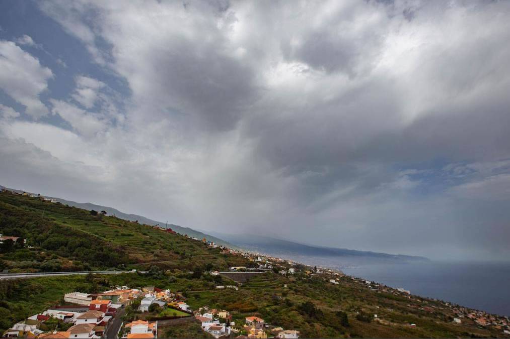 Light rain and strong winds forecast for Thursday in the Canary Islands