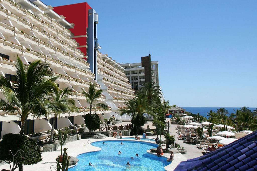 Three hotels in Mogan are put up for public auction