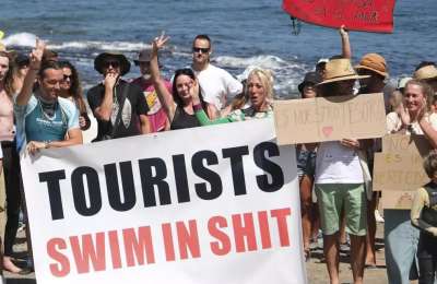 Protest against sewage discharges into sea in Tenerife: ‘Our beaches are not safe’