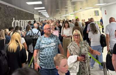 Passport control and taxi chaos at Lanzarote Airport – yet again!