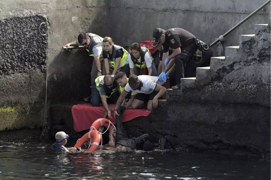 Seven dead and baby missing after migrant boat capsizes near La Restinga port