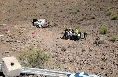 Truck driver seriously injured after plunging 15 metres down slope in Gran Canaria