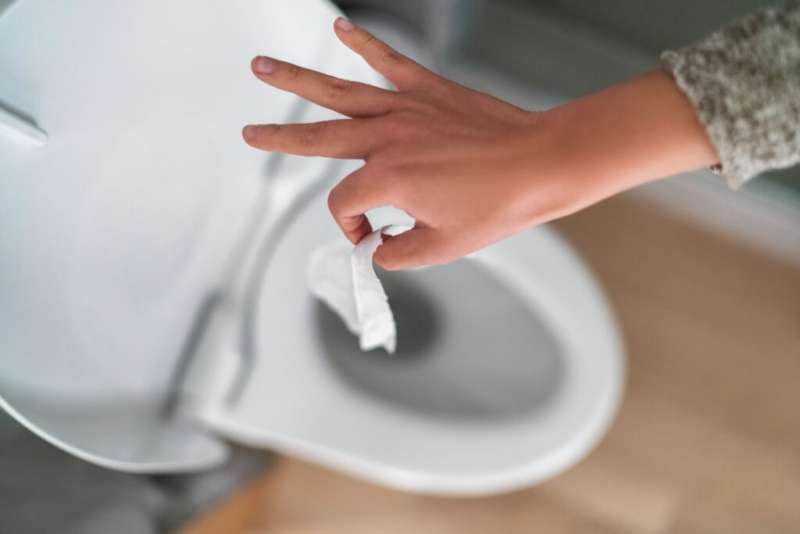Spain to ban flushing wet wipes and releasing plastic balloons in major environmental push