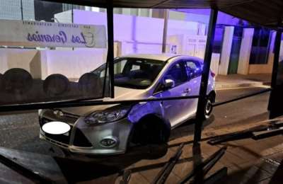 Car smashes into bar terrace in Lanzarote