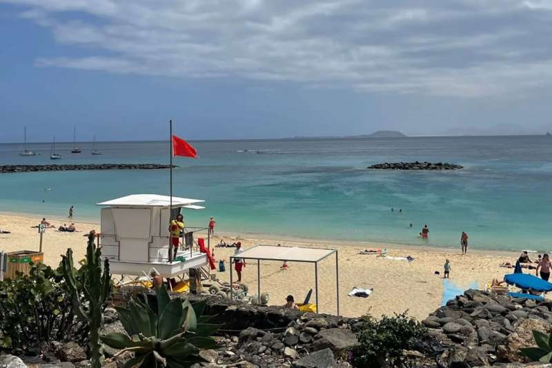 Playa Dorada Beach closed over water contamination fears