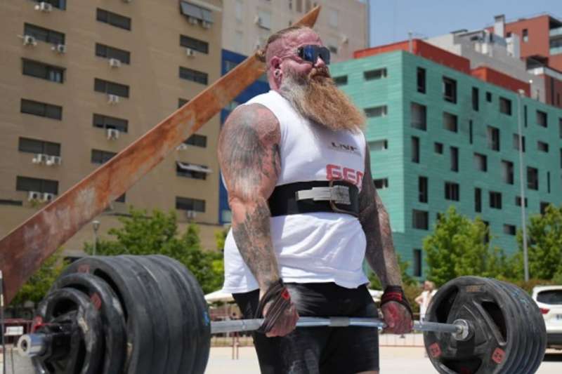 Tenerife Viking takes 2nd place in Móstoles Strongman Showdown 
