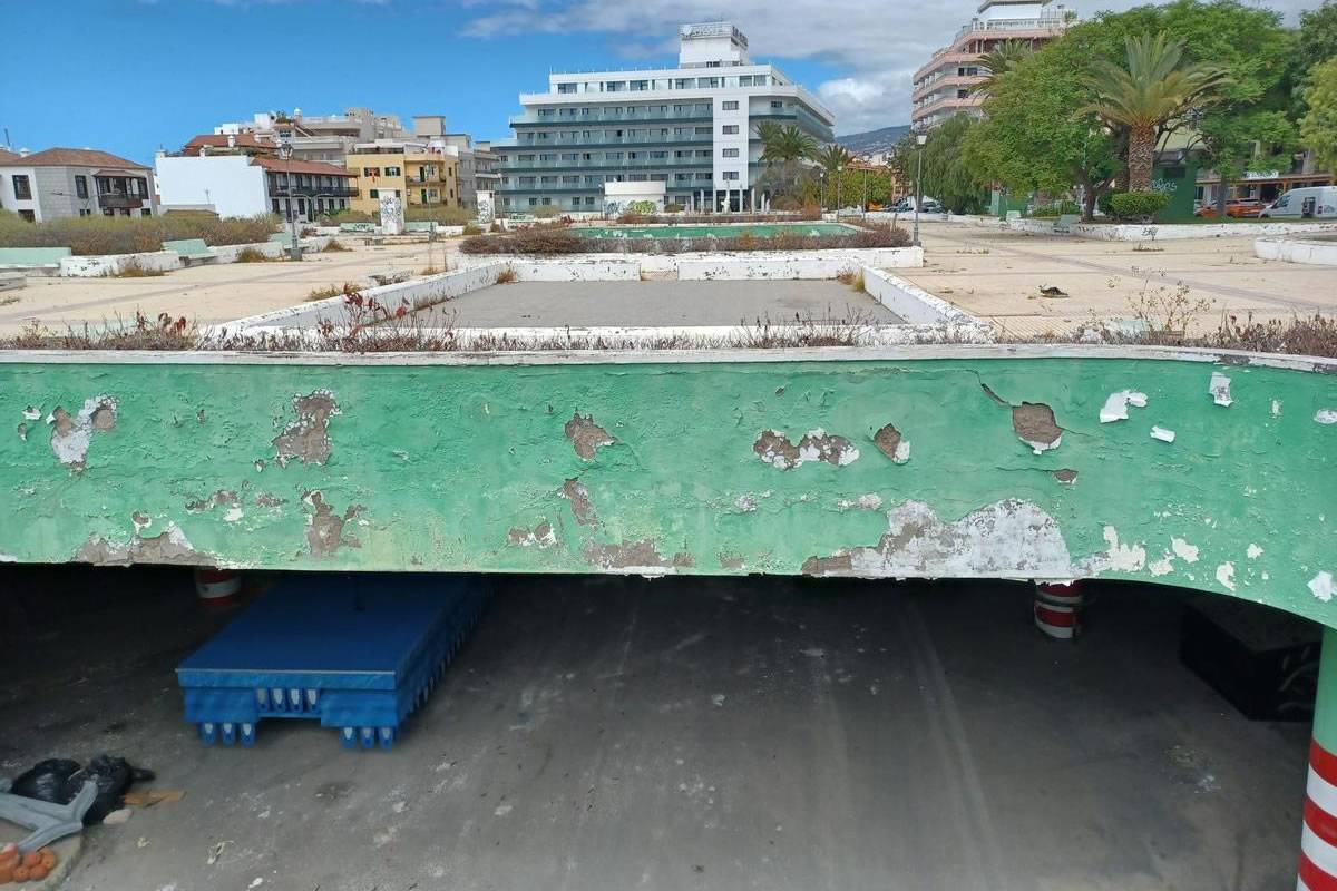 Demolition begins on Puerto de la Cruz bus station after 16 years of neglect
