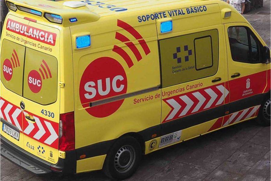 Man fighting for life after car overturns in crash in Fuerteventura 