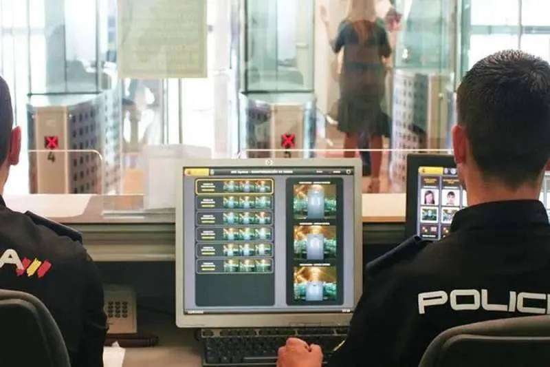 Tenerife South Airport to get 32 extra passport control police from July