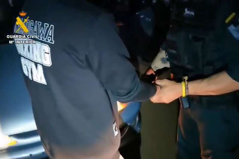 Two arrested in Gran Canaria over violent 'mataleón' robbery of female victim