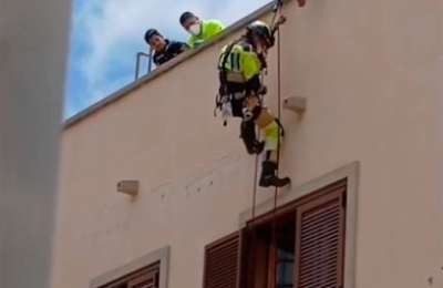 VIDEO: Body found in an apartment in Tenerife 