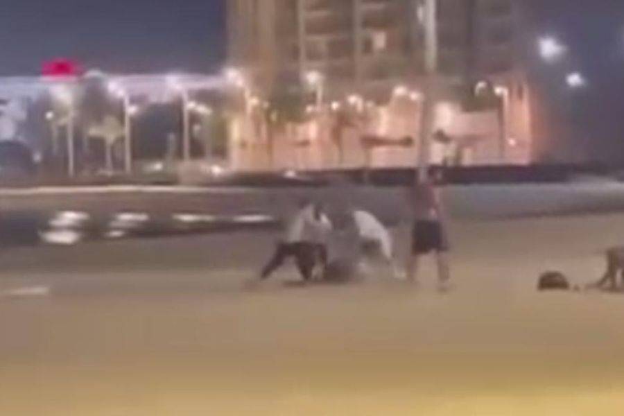 Man arrested after violent knife attack on El Reducto beach 