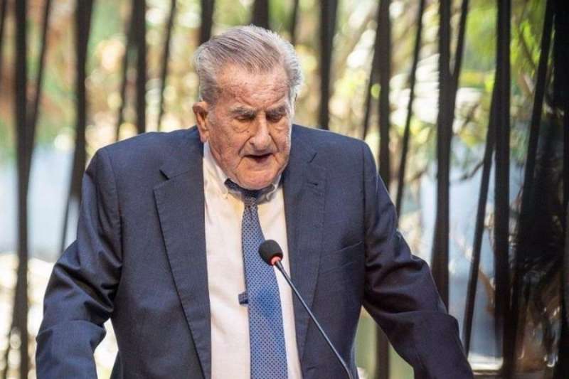 Former Canary Islands president Manuel Hermoso dies aged 89