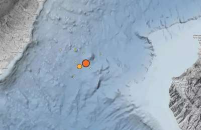 3.4 magnitude earthquake recorded at Enmedio Volcano between Tenerife and Gran Canaria