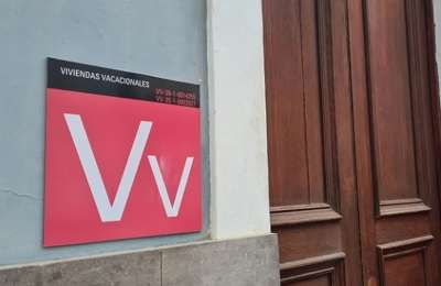 Holiday let property owners face uncertainty over new national register