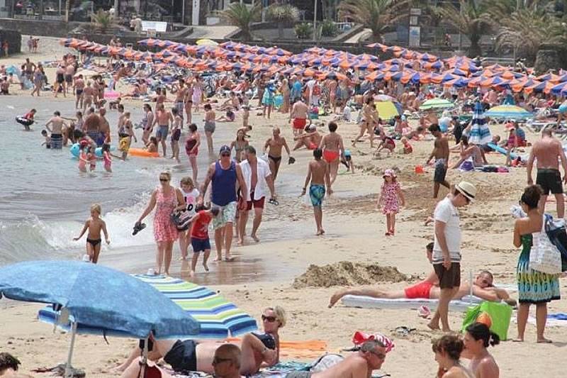 LANZAROTE: ‘We don’t just want any tourists we want those who enjoy and respect the island’