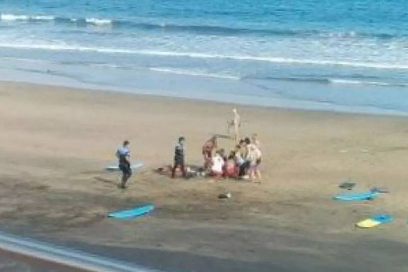47-year-old man dies after drowning at Las Canteras Beach