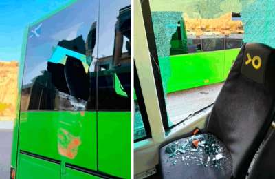Two buses collide in South Tenerife causing a fright for passengers