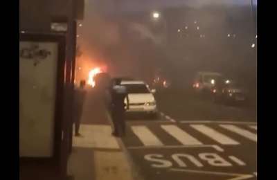 VIDEO: Six cars destroyed by fire in Tenerife