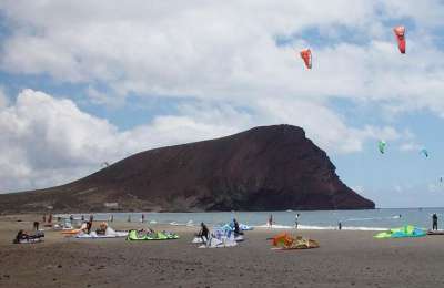Woman injured while climbing Montaña Roja in the south of Tenerife