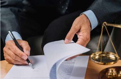 Tenerife woman loses compensation payments from divorce after finding new partner