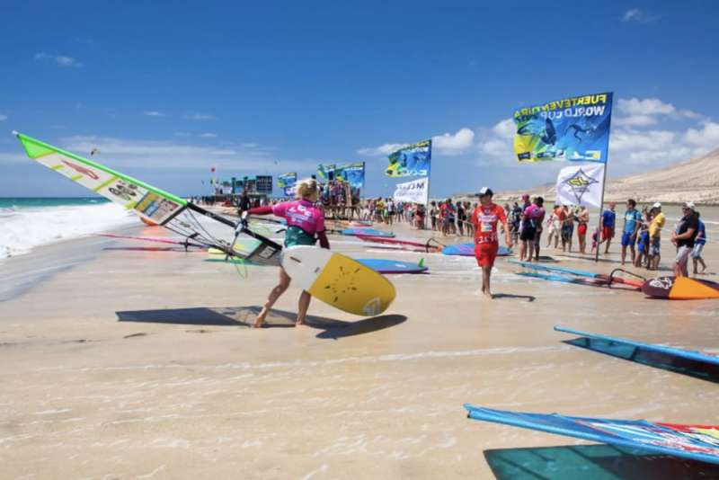 Windsurfing World Cup returns to Sotavento in Fuerteventura