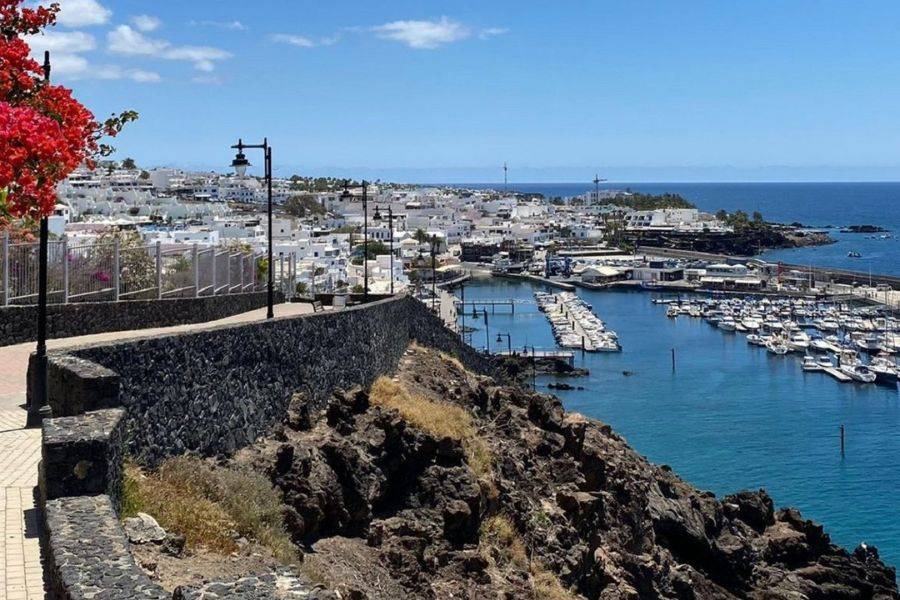 Woman suffers heart attack whilst scuba diving in Puerto del Carmen