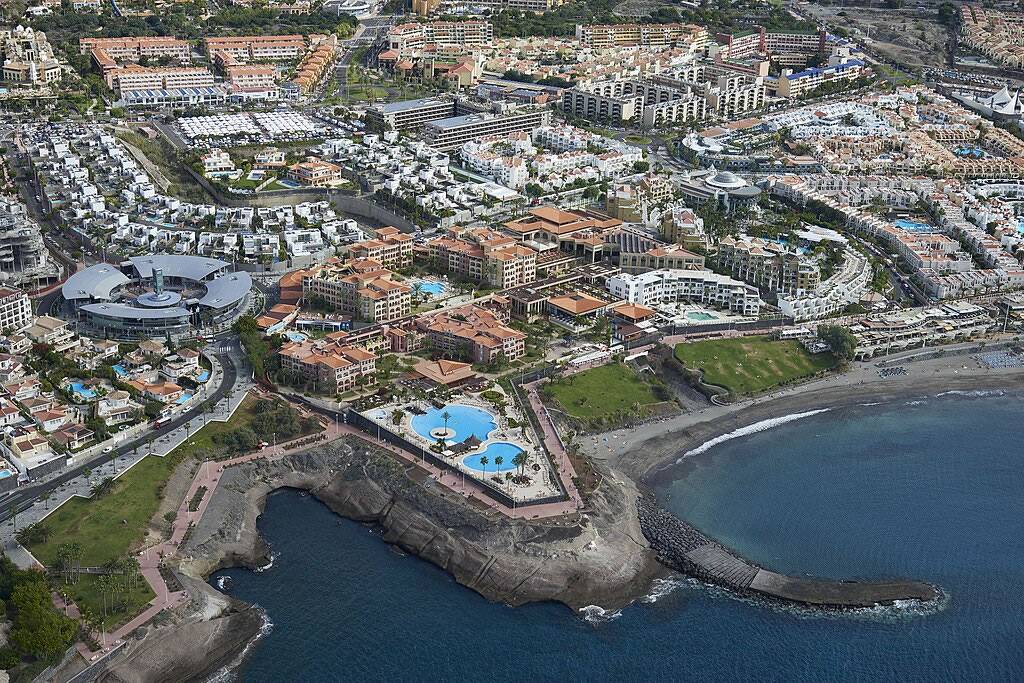 The Canary Islands will have 6,395 new hotel rooms by 2028 