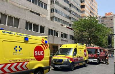 Three hospitalised after house fire in Gran Canaria
