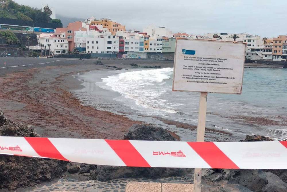 Outrage at €400 fine for the Cabildo over wastewater discharges that closed beach for nearly a year