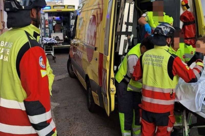 8-year-old boy seriously injured after falling from first floor of an apartment