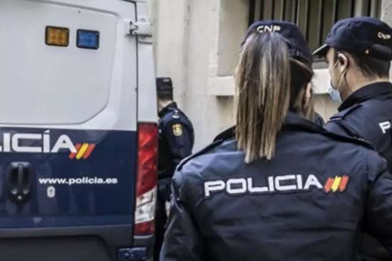 Four arrested for hiring undocumented migrants in €1.5 million employment scam