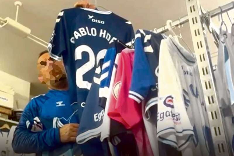 Two arrested over theft of €120,000 worth of official CD Tenerife merchandise