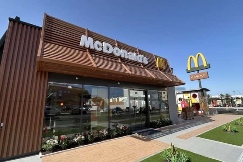 McDonald’s launches first ‘Order & Pay’ car park service in Gran Canaria